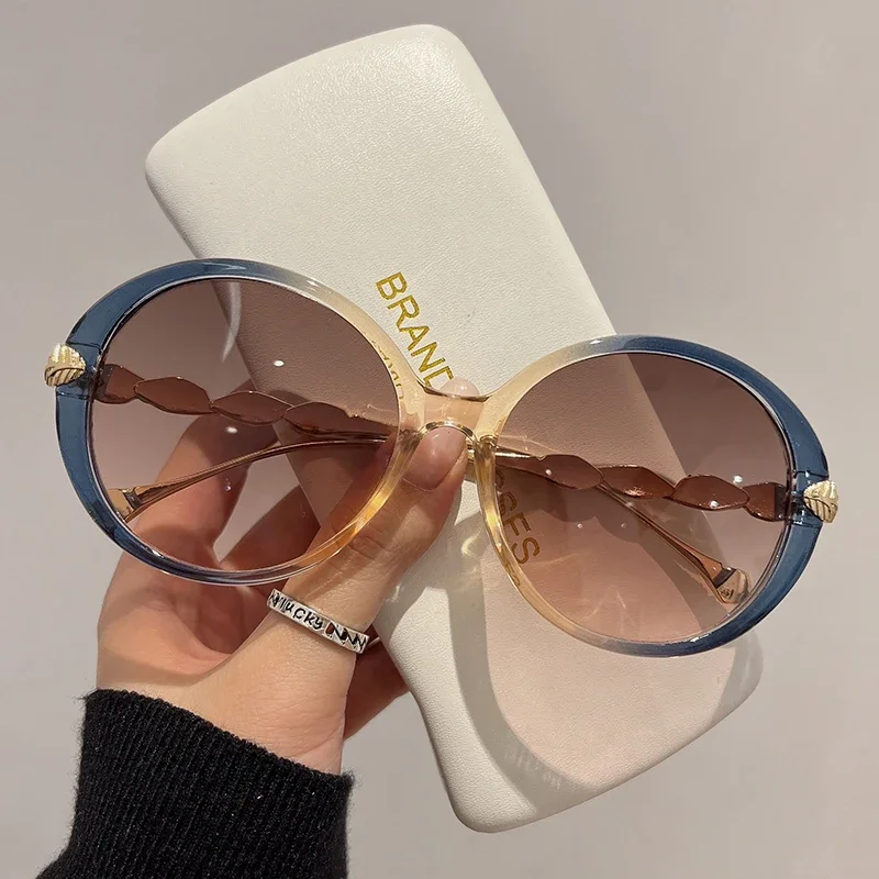 

New Vintage Round Frame Sunglasses Gradient Colorful Trendy Fashion Women Female Eyewear Luxury Brand Designer Shades for Ladies