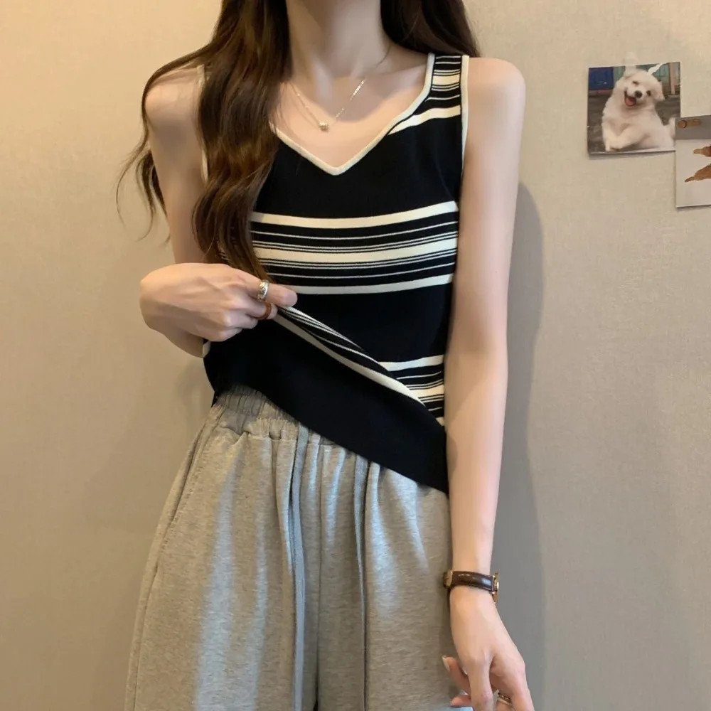 

Модный сексуальный трикотажный облегающий летний топ Спайс для девушек на бретельках с красивой спиной, верхняя одежда, повседневный укороченный топ для пляжного отдыха