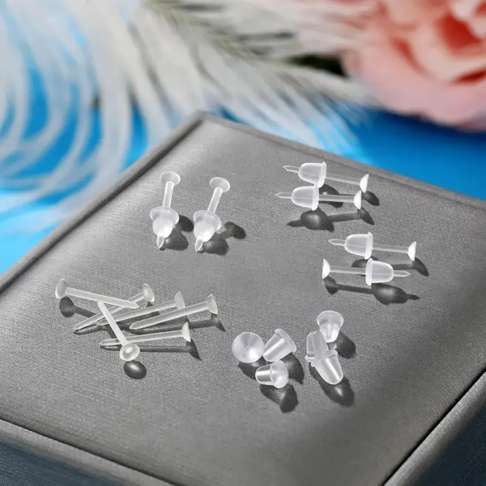 100 Stück hypoallergene, durchsichtige Kunststoff-Ohrstecker – bequem, Standardgröße für Sport- und DIY-Schmuck – Detail 7