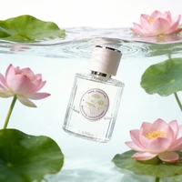 Parfum Lotus Frais, senteur florale-boisée longue durée avec l'arôme de la sérénité orientale du lotus, du jasmin et du cèdre pour femmes 50ML 4