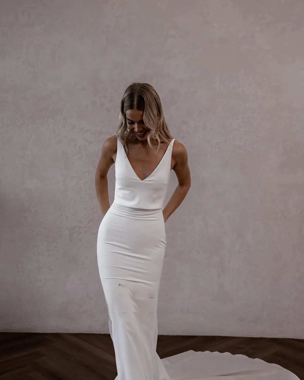 Mermaid Wedding Dresses Sexy Backless V neck Customized Formal Bride Bridal Gown Women Evening Wedding Gown vestidos de novia 4