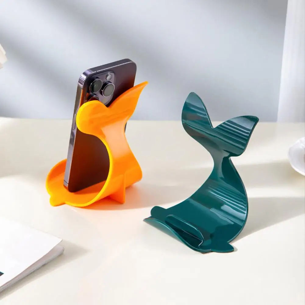 

Whale-shaped Phone Stand Cartoon Whale Design Mobile Phone Holder Anti-slip Stable Support for Portable Plastic Phone for Desk