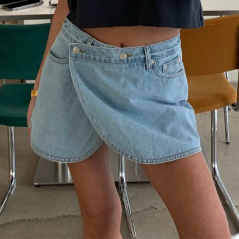 

2024 Summer New Women's Solid Color Fashion Sexy High-waisted Spliced Rivet Pocket Short Diagonal Button Loose Denim Skirt Pants
