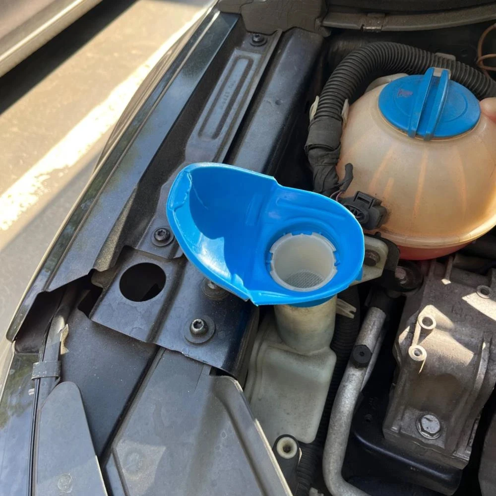 Wiper Washer Fluid Reservoir Tank Bottle Cover Cap Lid Plastic For Audi For VW Car Replacement Parts 6V0955485 6V0 955 485