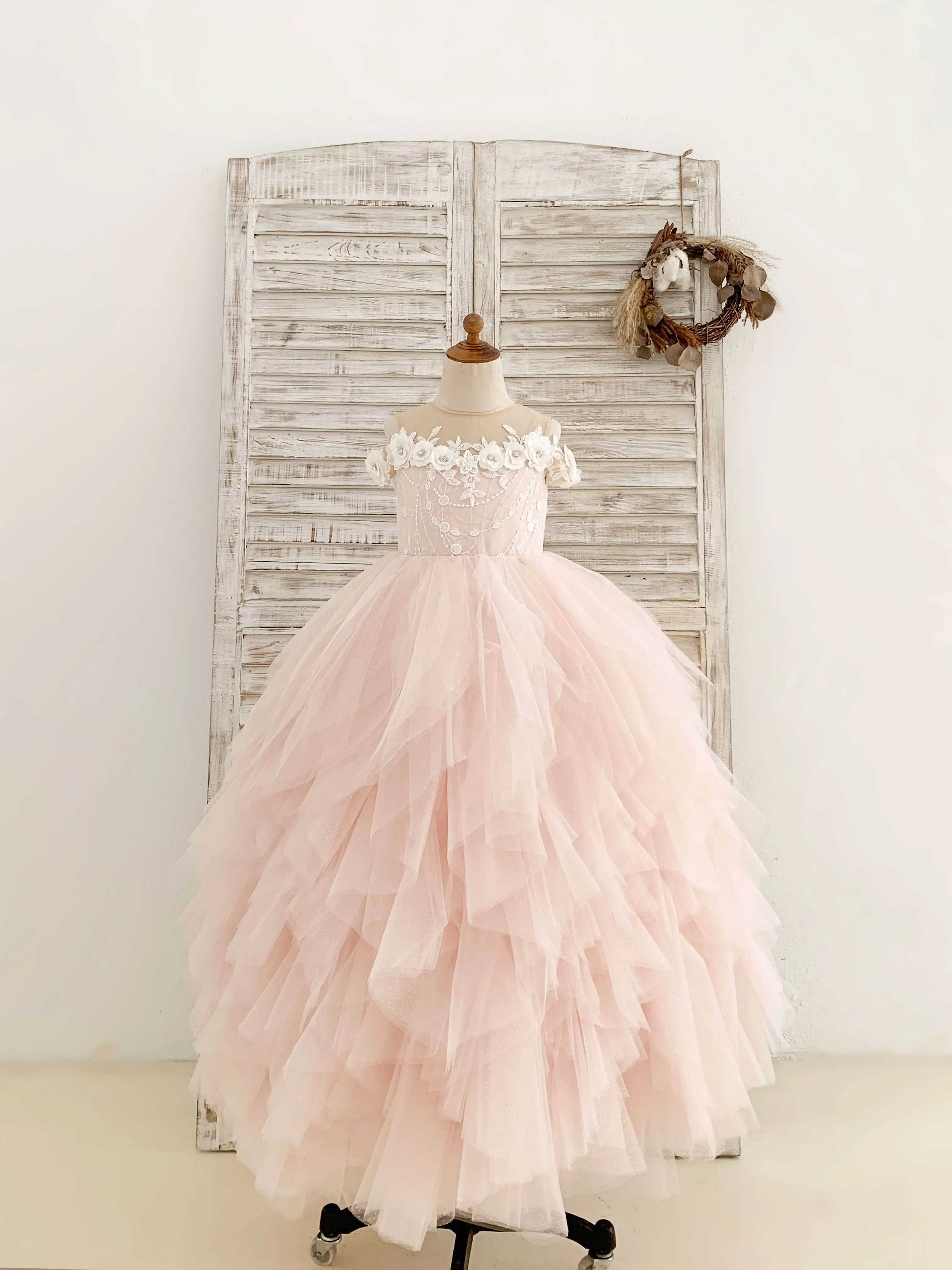 

Layers Baby Girl Dresses Puffy Little Girl Dress Beading Princess Dress Flower Girl Dresses First Communion Bow Christmas Gift
