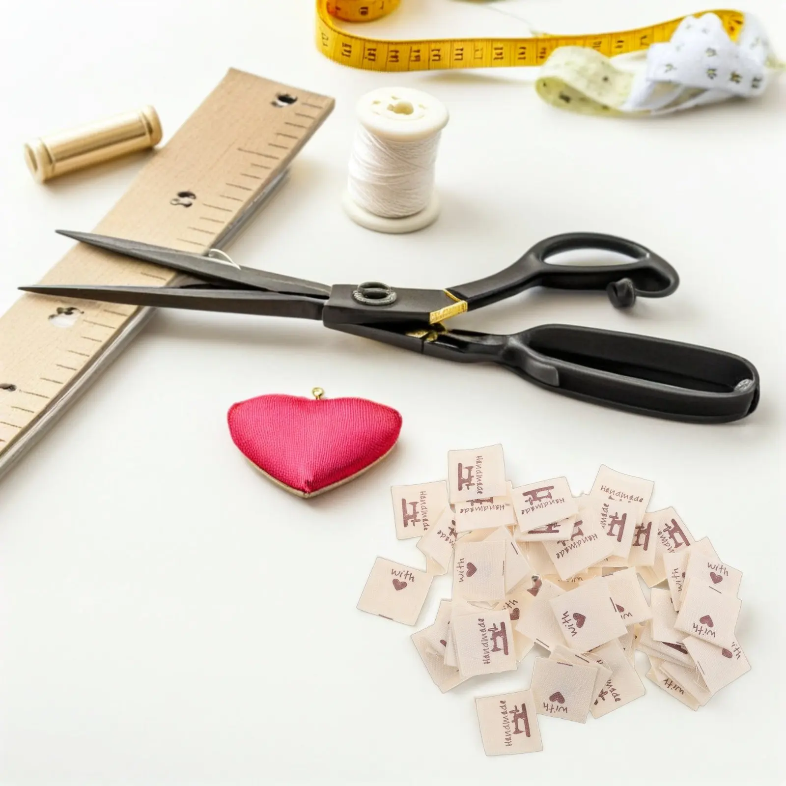 100Pcs 수제 봉제 직물 라벨 의류 가방용 세탁 가능 색상 유지 태그 수제 제품 홈 장식 DIY 프로젝트