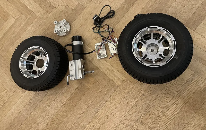 Brushed electric wheelchair gearbox motors with brake