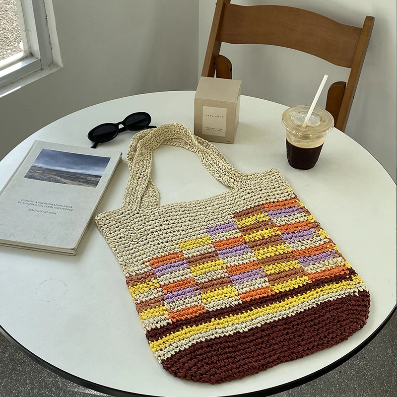 thumbnail image 1 of Bolsos de playa bohemios y delgados LinDeJuan 2023 en papiro para tejer con bolsillo interior, 1 of 5