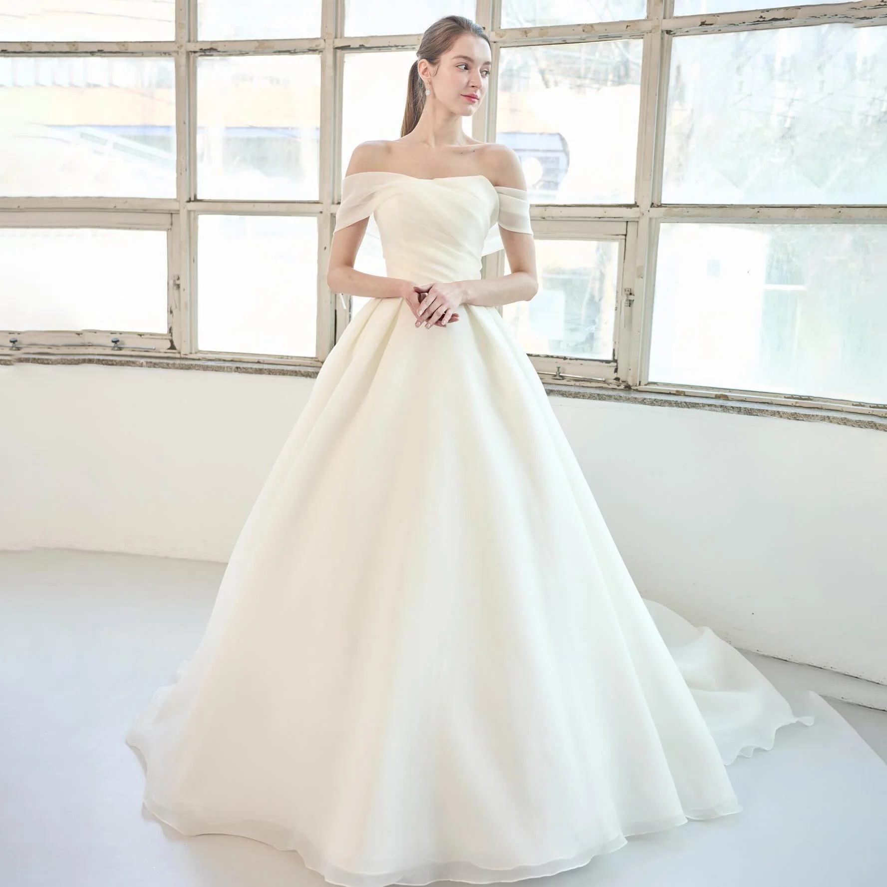 

OEING Off Shoulder Luxury Formal Wedding Dresses Pleat Simple Short Sleeves 프롬드레스 Floor Length Elegant Bride Gowns Party Women