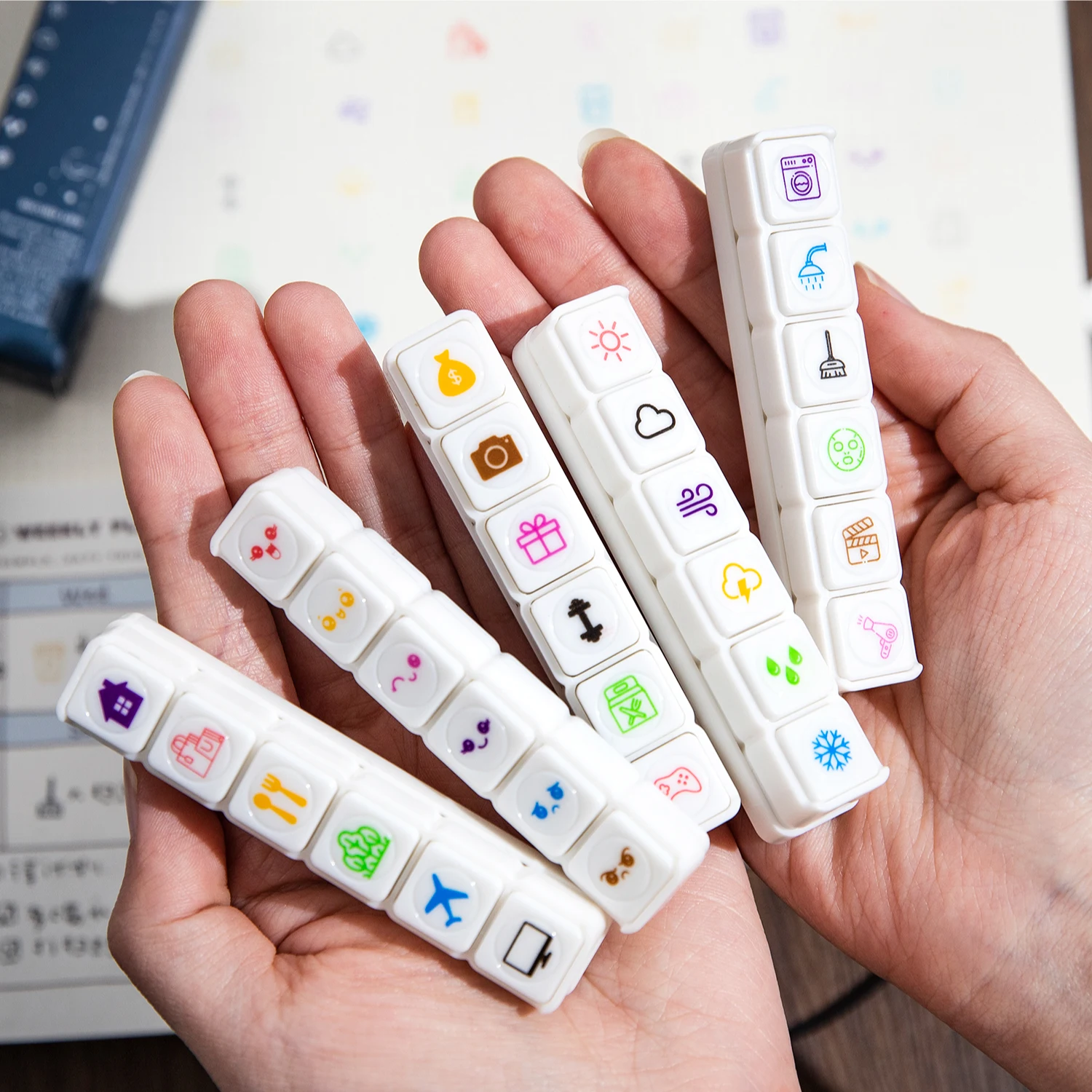 6 pcs Teacher seals Commendation Seal Award Seal Teacher Evaluation Award Seal Cartoon color seal Stationery Scrapbook supplies