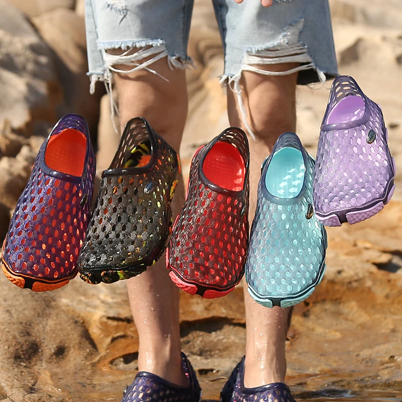 

Sell Well Summer Couple Beach Sandals Hole Shoes Men And Women Water Sports Quick Dry Shoes Wading Shoes Size 35-45