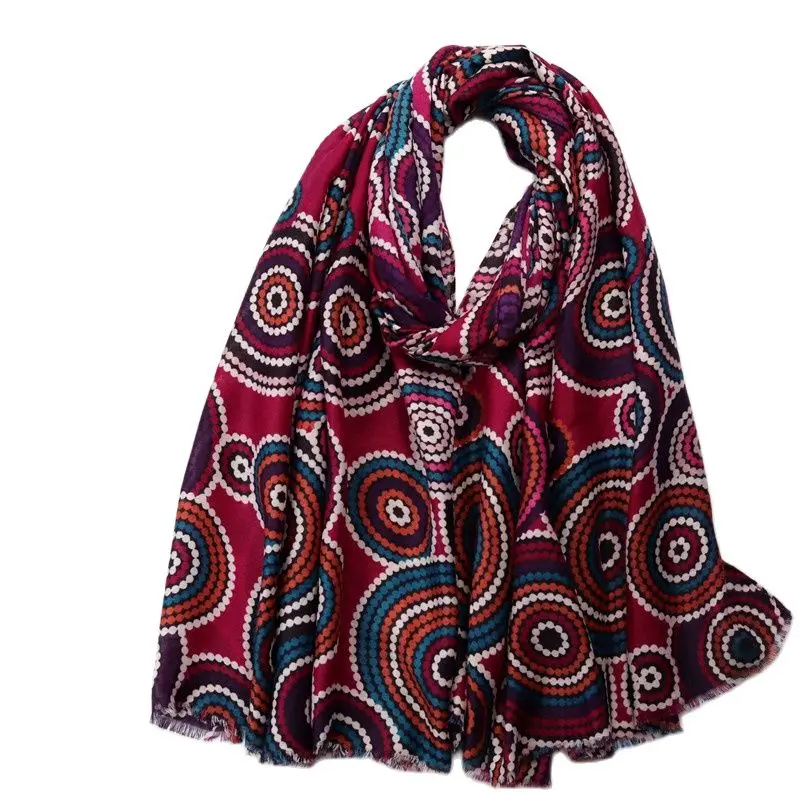 

Fashion Luxury Brand Women Scarf Aztec Ethnic Print Fringe Shawls Autumn Winter Wrap Hijab Lady Pashmina Viscose Foulards Stole