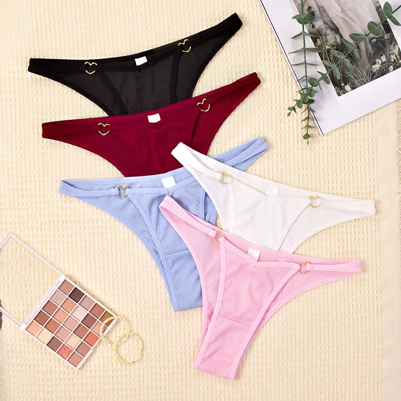 

The New Underwear Female Breathable Simple Love Buckle Knitting Half Hip Coverage Low Waist Briefs