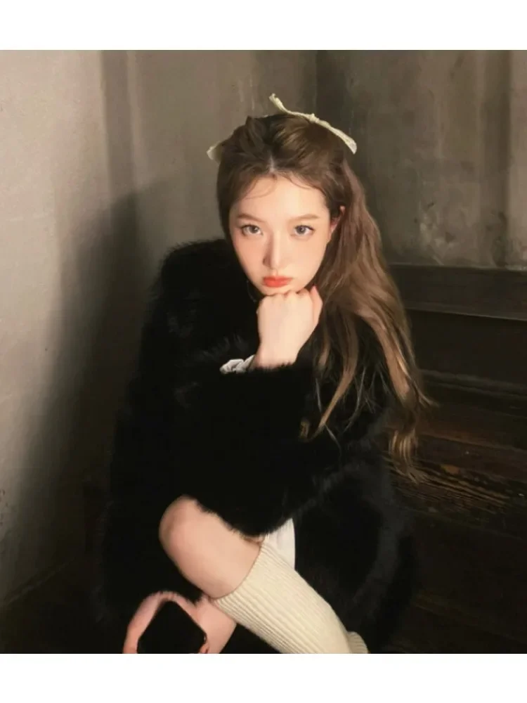 Woman Clothing 2023 Winter New Black Fur Coat Women\'s Medium Long Fake Fox Fur Coat Round Neck Women\'s Coat Fur Coat