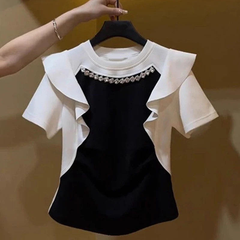

T-shirt women's French fashion round neck chic ruffled rhinestone short sleeve 2024 summer new small fragrance top.