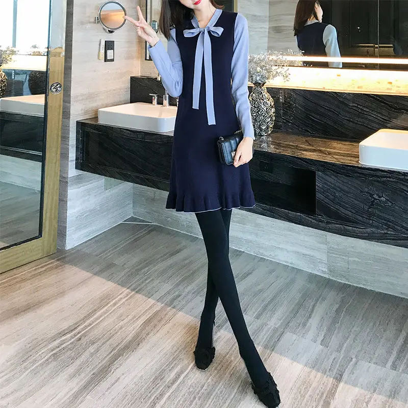 

2021 Spring and Autumn New Knitted Dress Fashion High-end Blue Dress Korean Version of The Mid-length Base Skirt Loose Dress