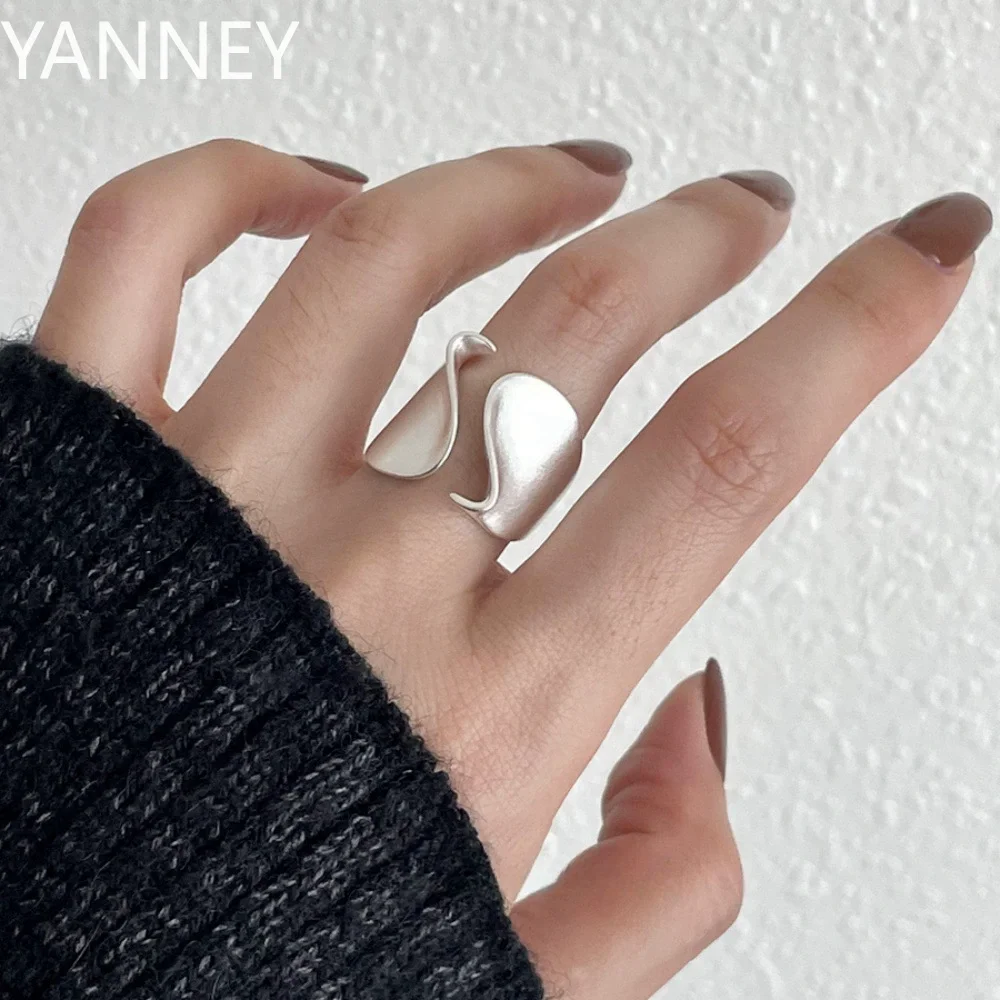 Anelli in argento sterling 925 Coppia di donne Minimalista fatto a mano Semplice Grande anello aperto Festa Prevenire l'allergia Gioielli Regali di festa - immagine 3