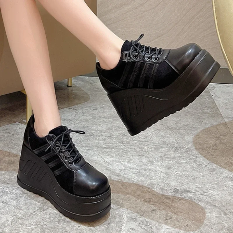 Rubber Boots Women Wedge Heel 2023 Trend Elegant Fashion Shoes Leather Ankle Black Designer High Heels Platform Short Barrel