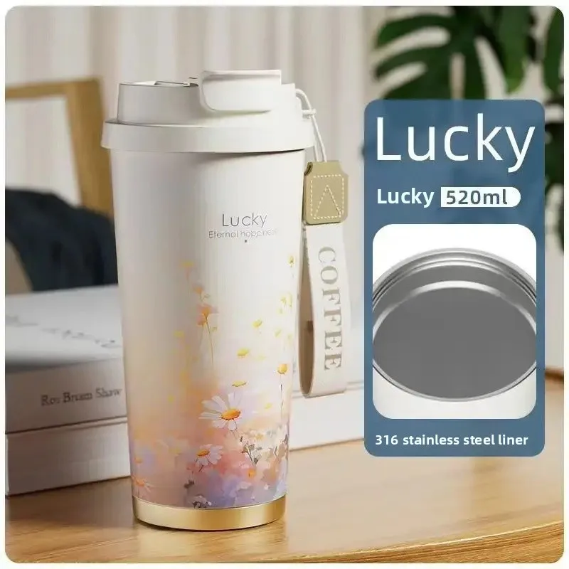 كوب قهوة معزول قش سعة كبيرة