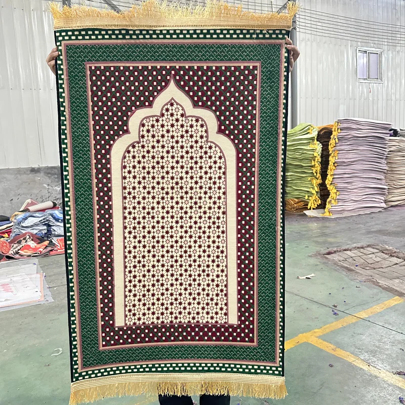 

Non-slip Printed Prayer Mat with Multi-color Optional Prayer Blanket Household Adult Crystal Velvet with Tassel Church Floor Mat