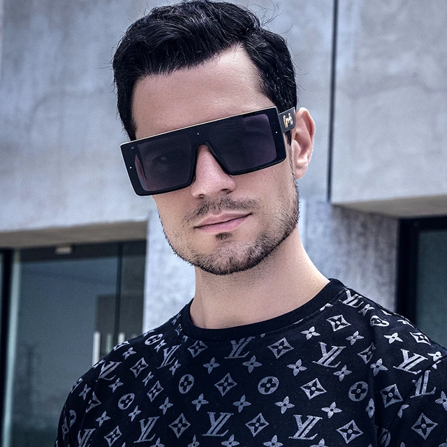 louis vuitton attitude sunglasses on face