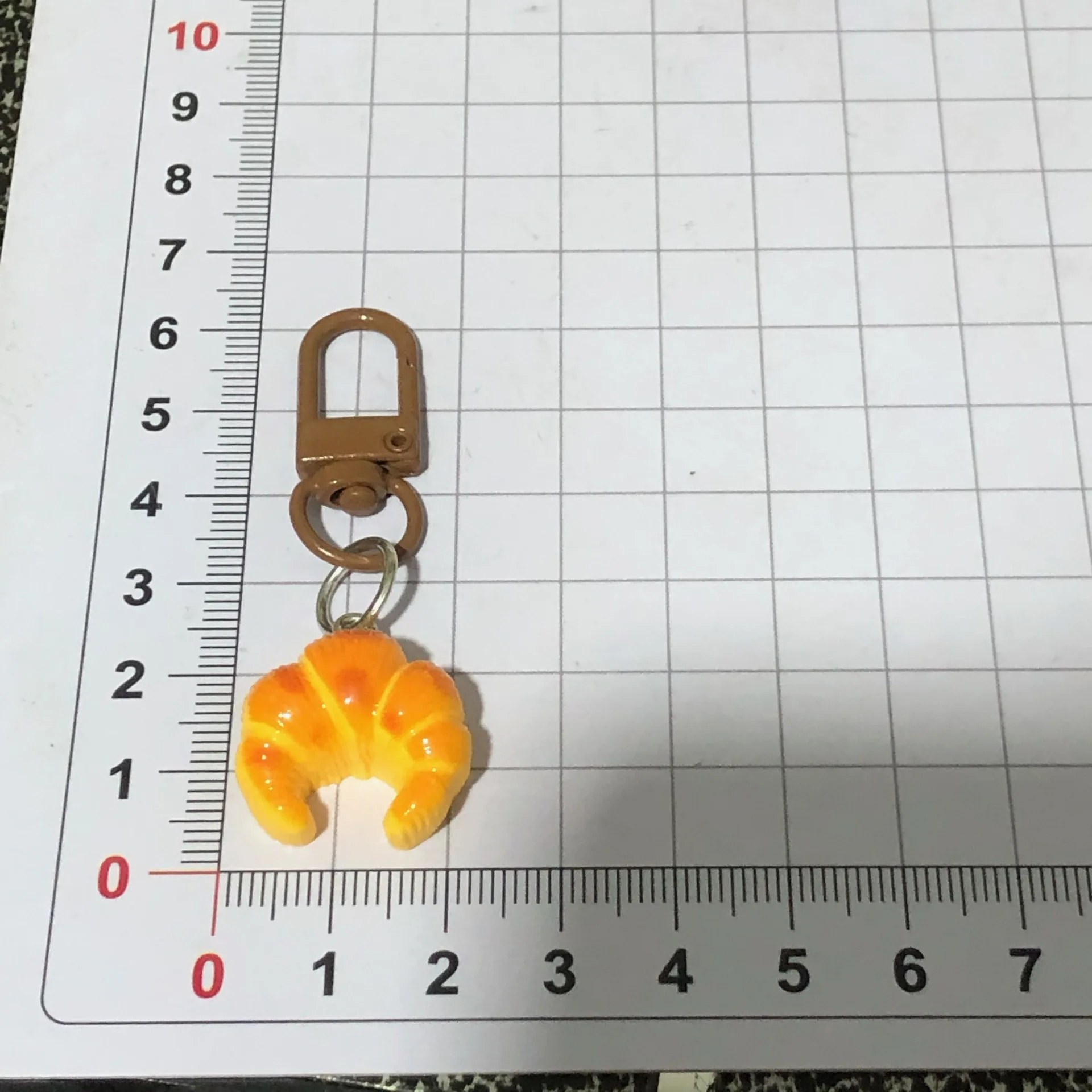 귀여운 미니 베이커리 크루아상 열쇠고리 시뮬레이션 음식 키링 빵 토스트 에그타르트 가방 펜던트 창의적인 학교 사무실 선물