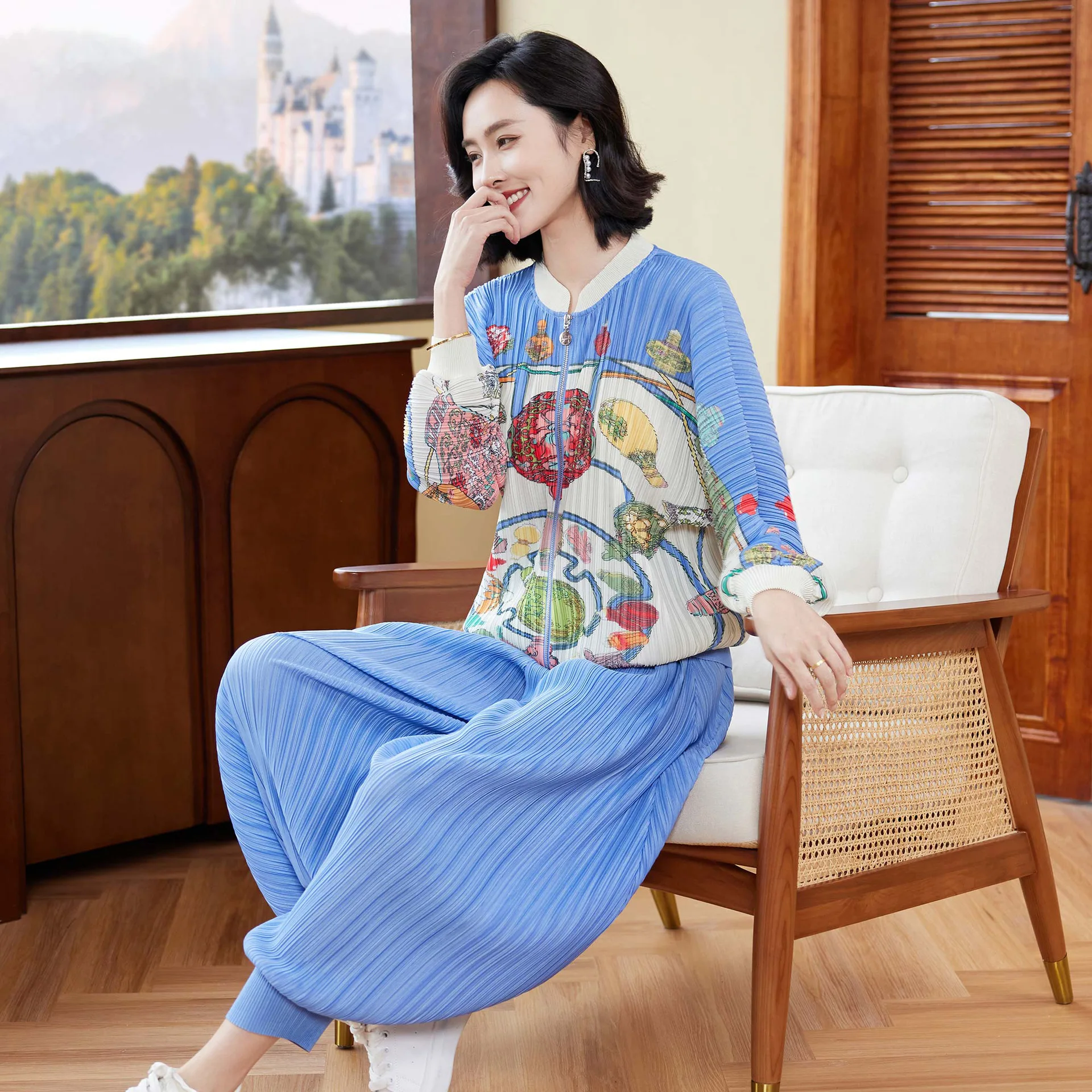 

Miyake Pleated Suit Women's 2024 New Popular Two-piece Suit This Year Large Size Fashionable Printed Baseball Uniform