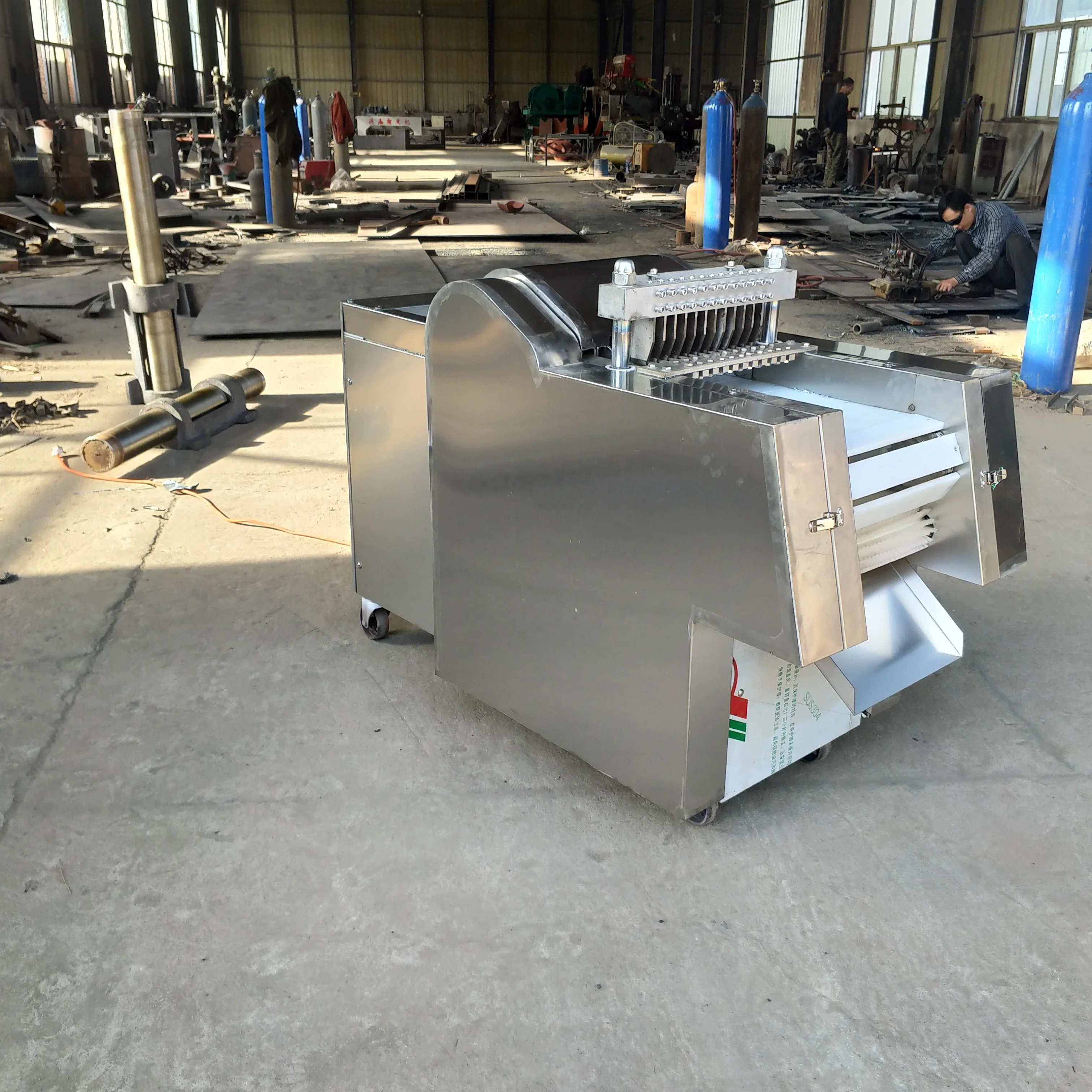 High quality electric frozen beef/fish/frozen meat bone cutting machine 2