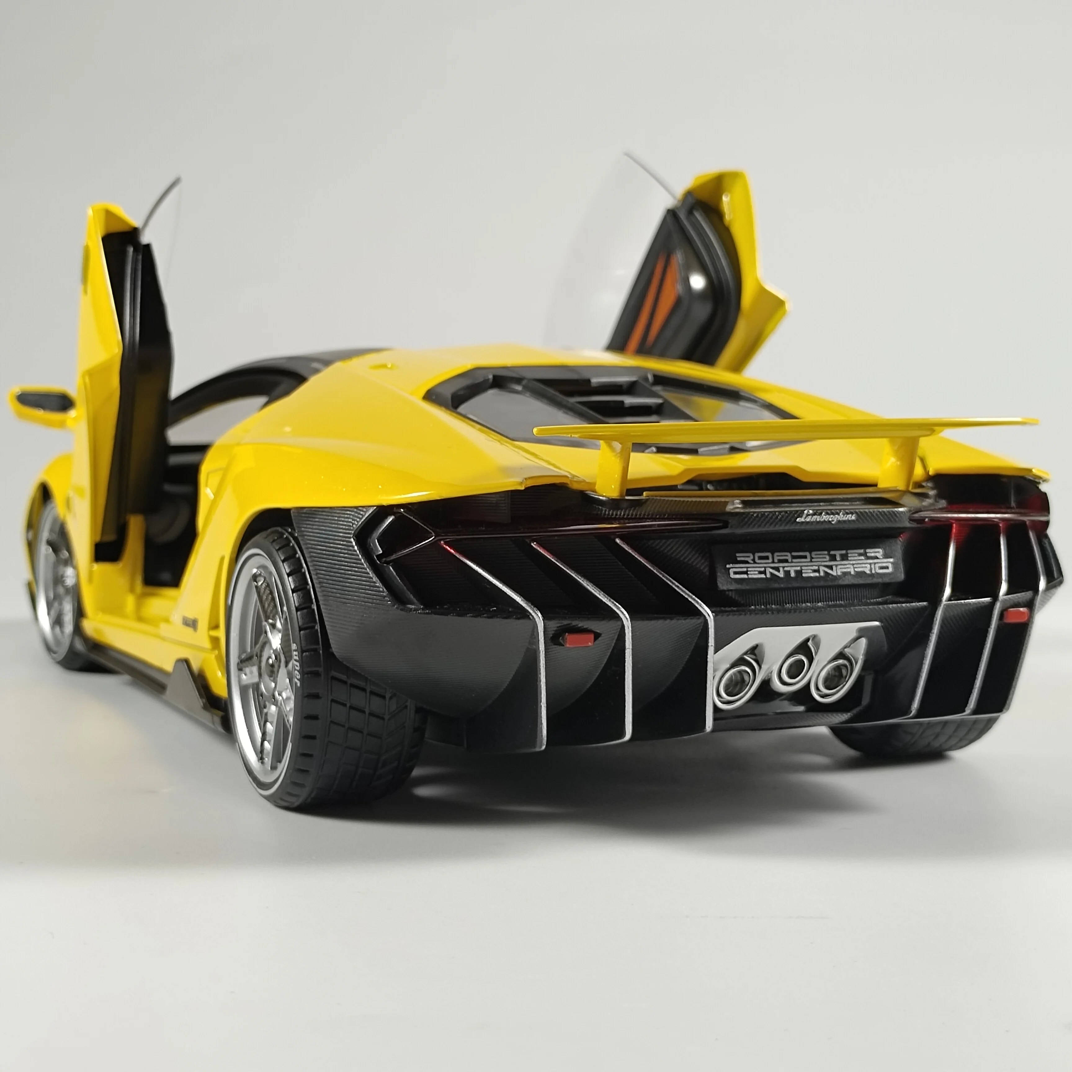 Voiture RC télécommandée 4WD tout-terrain, jouet enfant, 2.4GHz, 39€