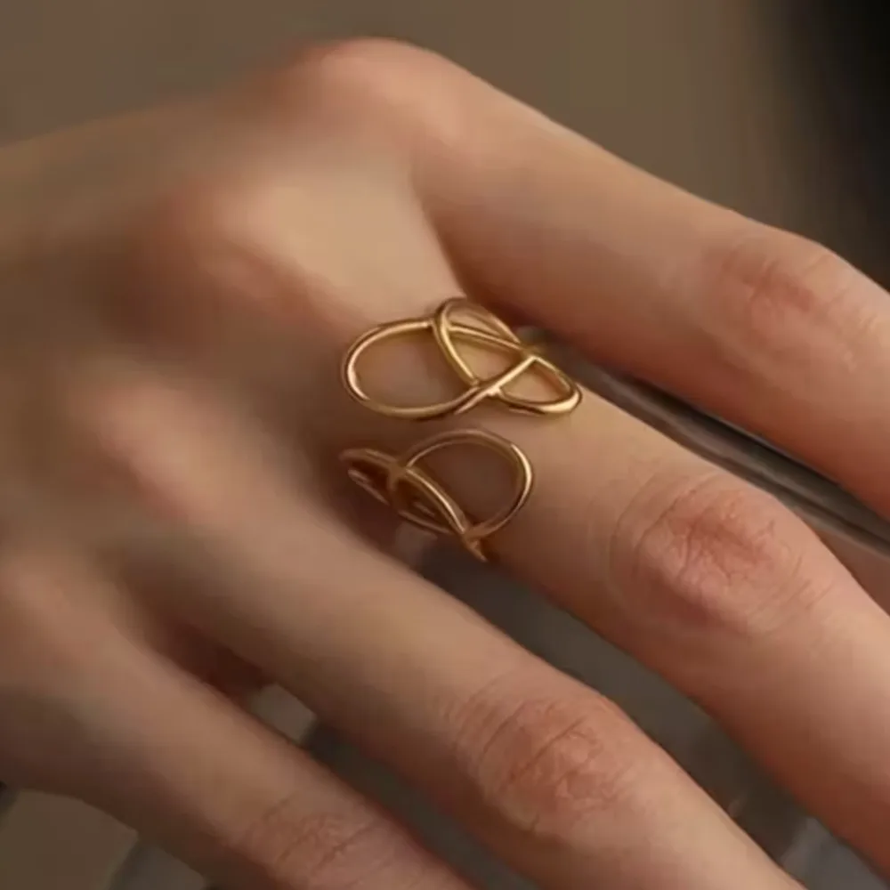 Geometric Hollow Out Stainless Steel Adjustable Ring for Women Elegant Personalized 18K Gold Plated Rings Jewelry Gifts