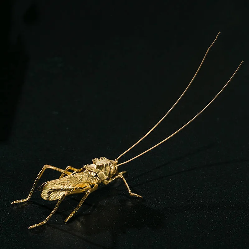 

Chinese Collectible Copper Gold Handwork Grasshopper Insect Ornament Statue