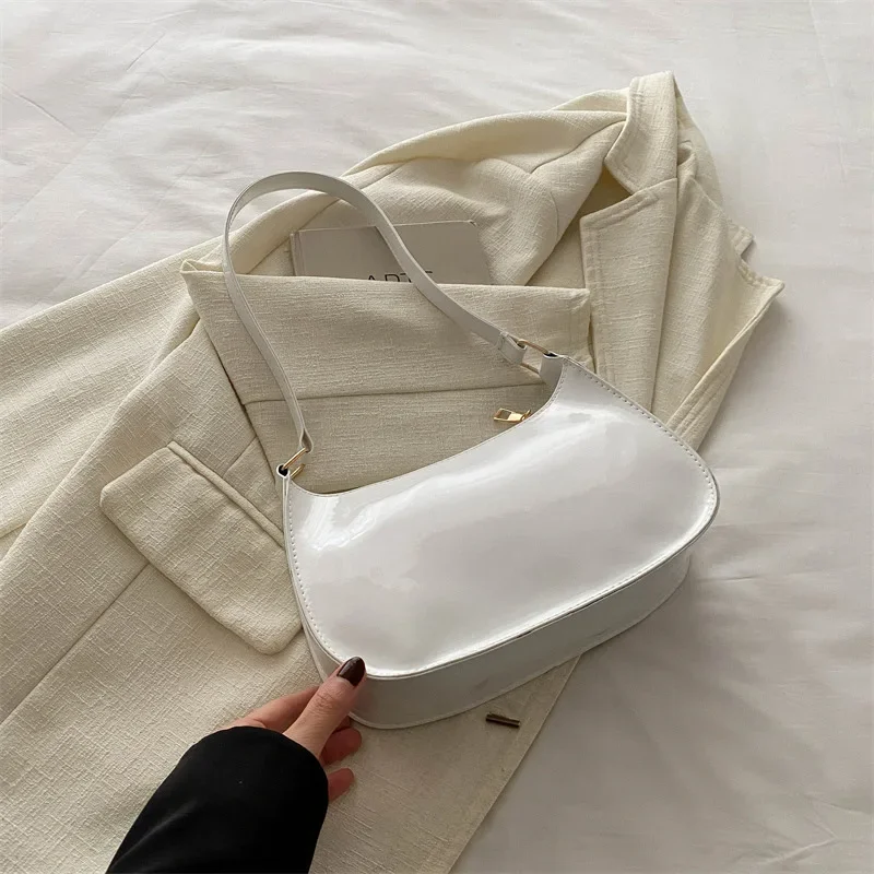 Fashion Retro Patent Leather Glossy Shoulder Bag Solid Color Women's Handbags Casual Brand Designer Underarm Bag 숄더백