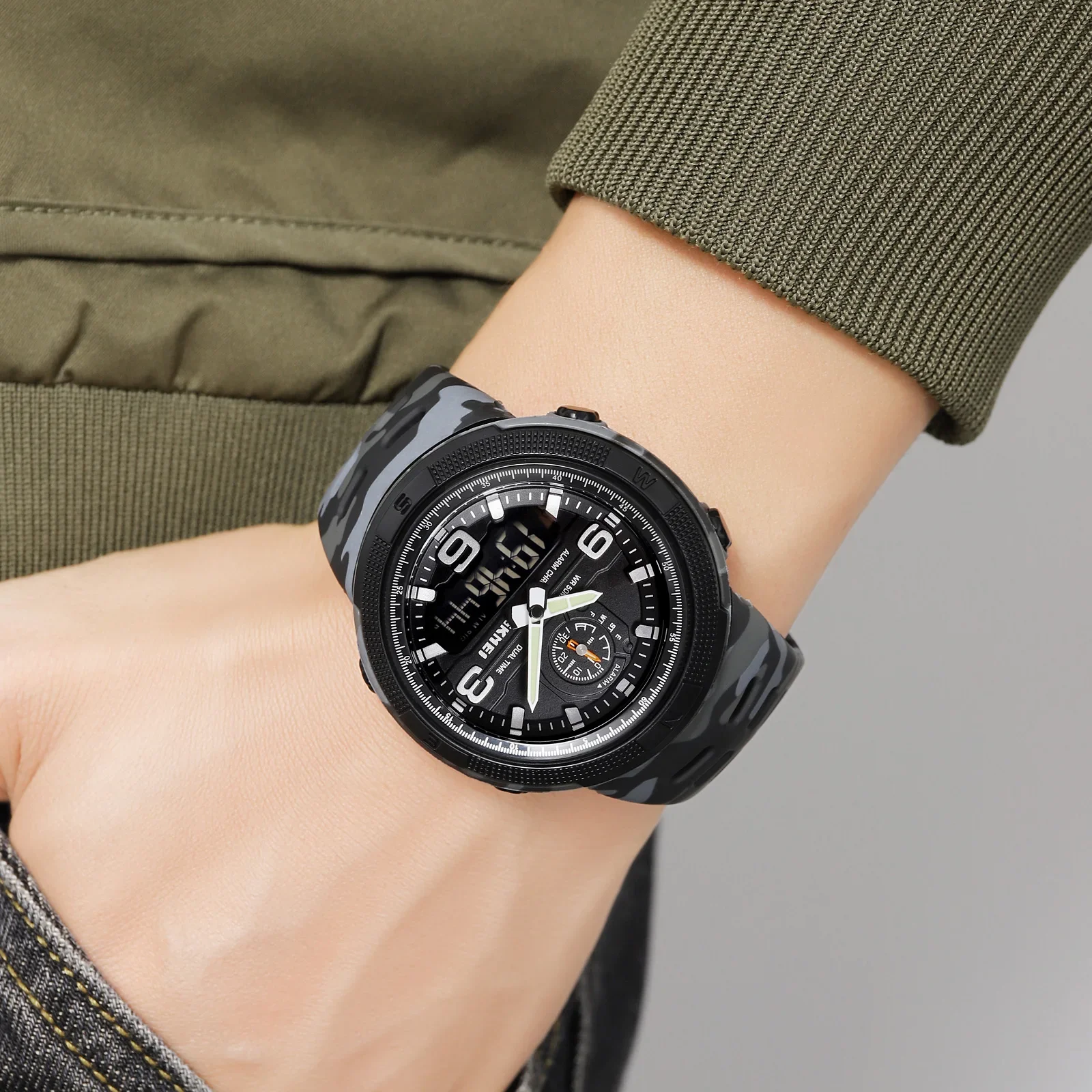 SKMEI 1655 Outdoor Sports Men's Electronic Watch Dual Display Multi functional Waterproof Student Exploration Watch 4