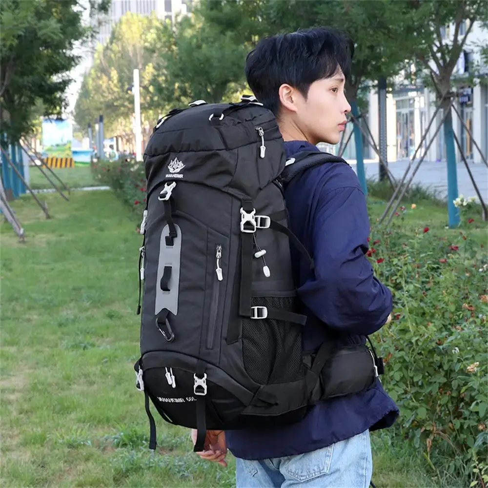 Waterproof Backpacking Mountaineering Backpack 60L Hiking Backpack Large Capacity Camping Backpack Camping Storage Bag