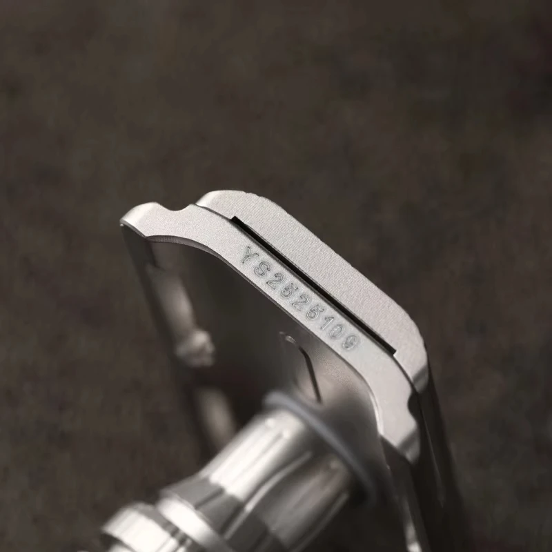 YAQI 316 스테인리스 스틸 버전 고스트 안전 면도기 1.10mm 블레이드 간격 및 12mm 핸들 직경으로 편안한 면도를 제공합니다.