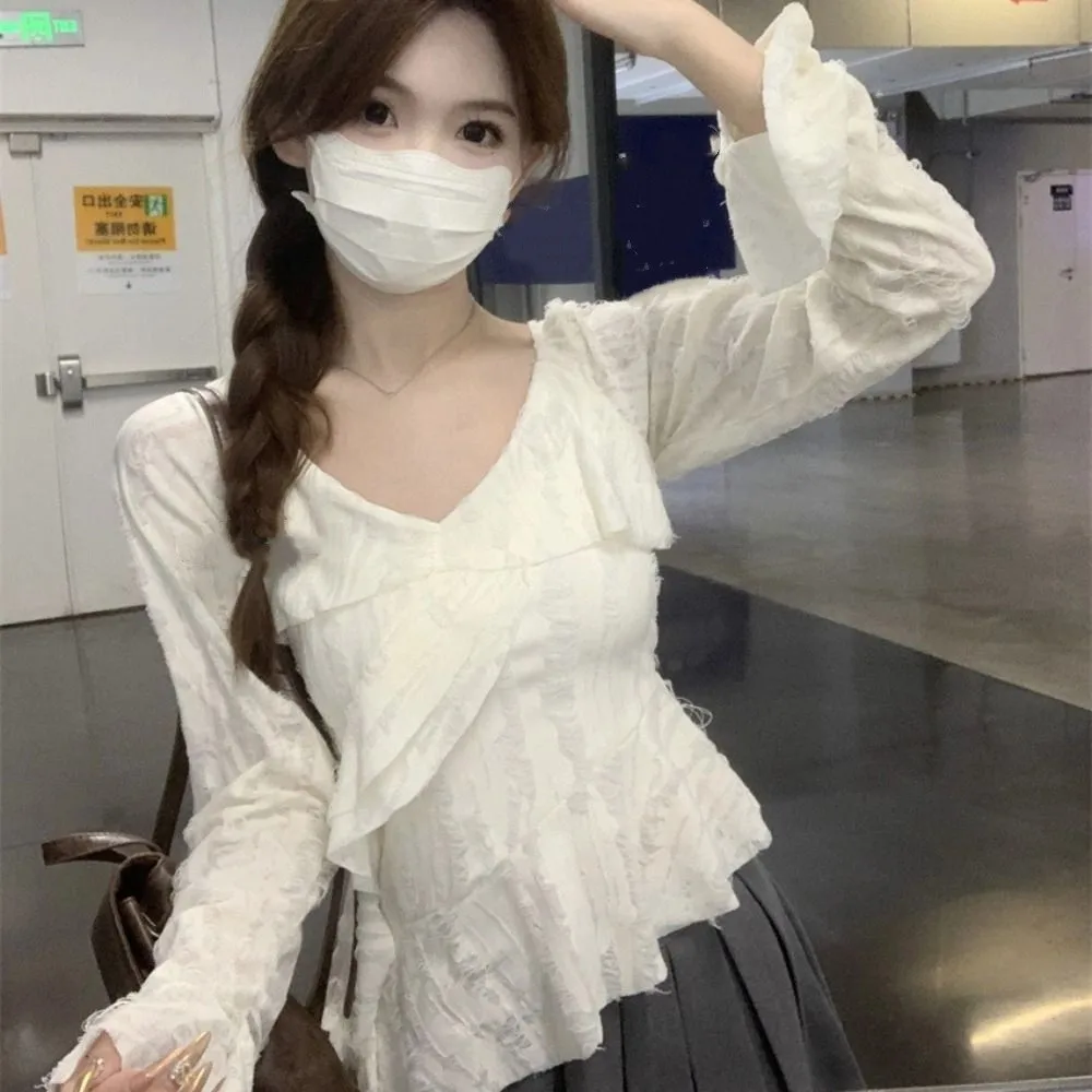 Bell Sleeve Irregular T-Shirts Women Pleated Slim Fit Long Sleeve Top Female Clothing Basic Retro Mesh Broken T-Shirt Streatwear