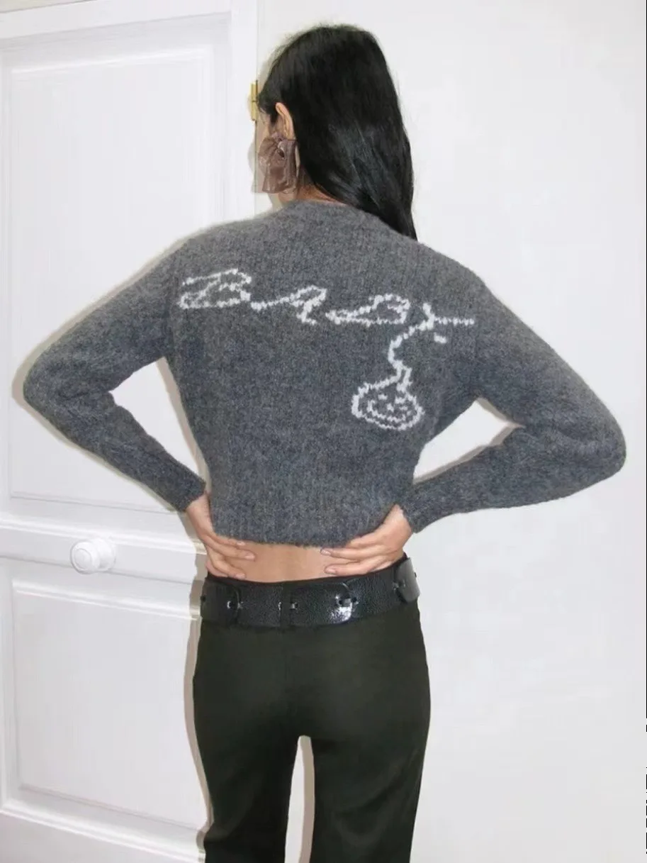 

Spanish wool blend monogram embroidery knit zipper cardigan top