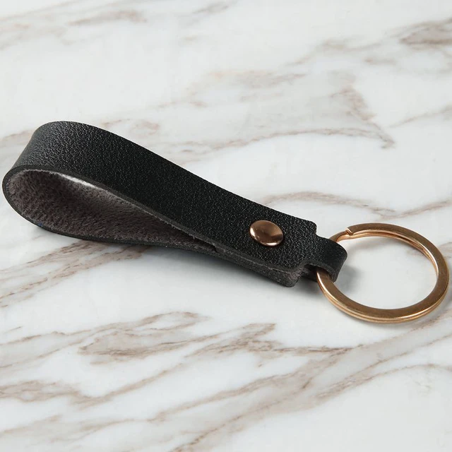 Stylish Brown PU Leather Leather Keychain For Men And Women Perfect Key  Ring Holder From Accessorie8986, $19.1