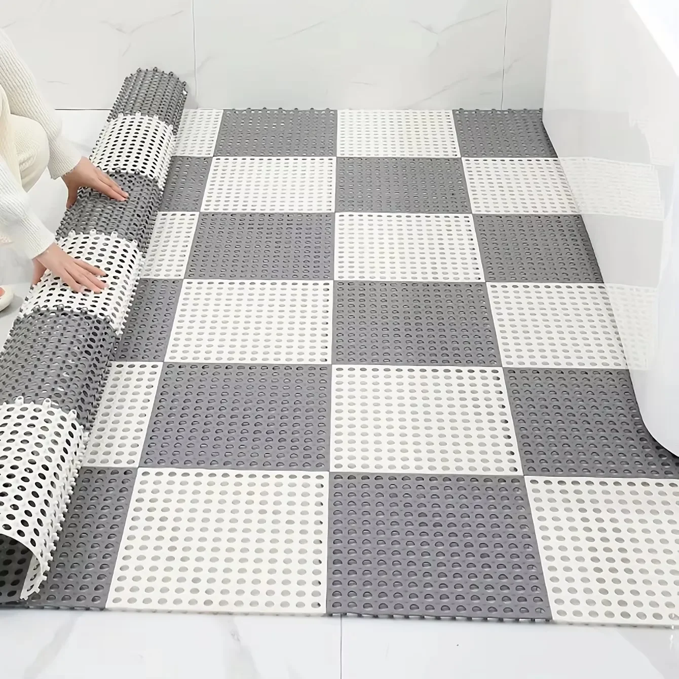 Shower Room Floor Mat Non-slip Hollow Splicing Water Insulation Bath Feet Mat