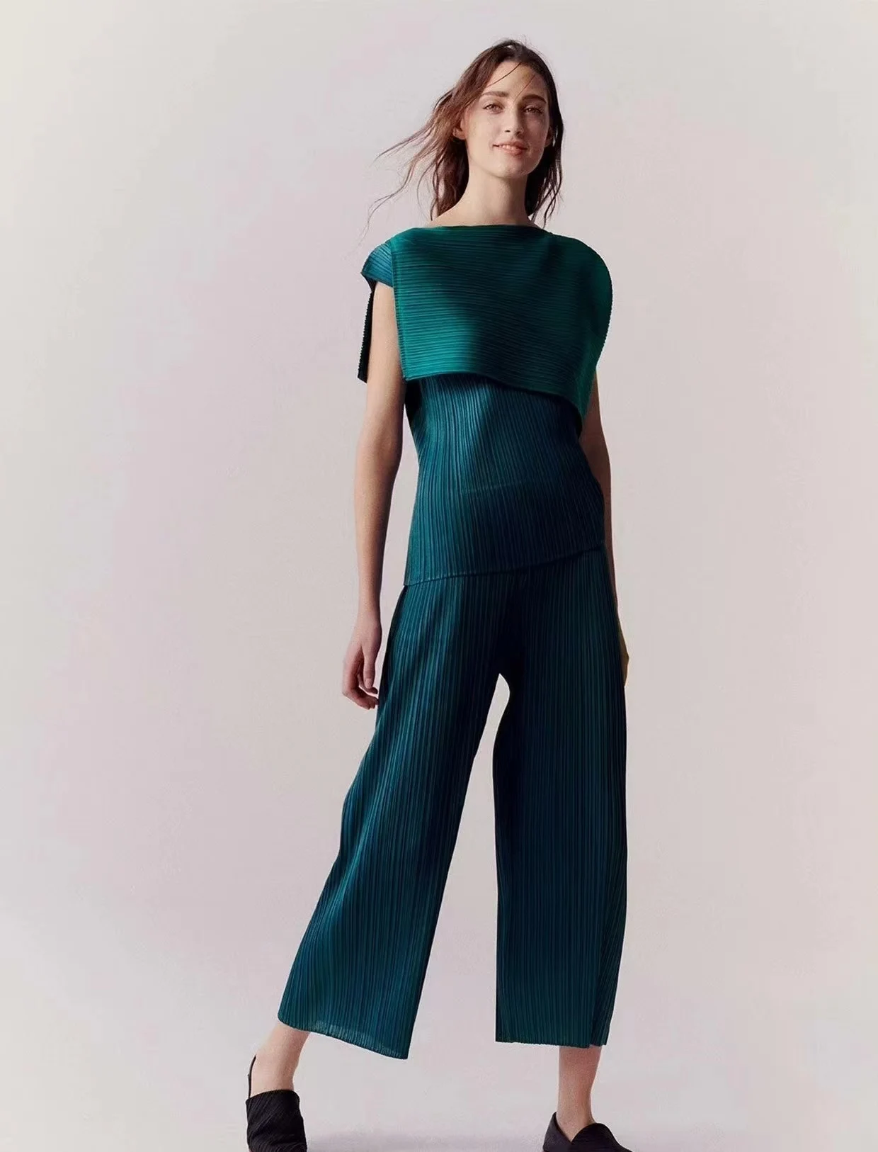 Miyake Pleated Two Piece Tops Women Pleats Please 2023 Autumn New Irregular Crane Orchid Shaped Top Solid Color Casual T-shirt 2