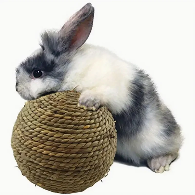 Handmade straw and rattan pet ball water grass ball parrot foot rabbit hamster cat pet chew toy chew toy to clean teet