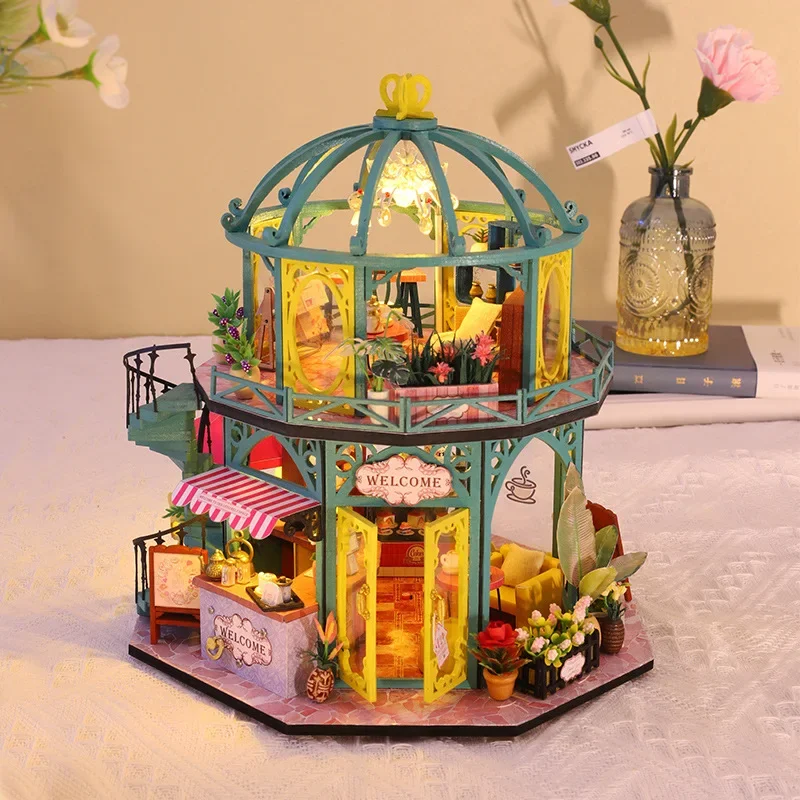 

Dollhouse Christmas,Wooden Doll house Miniature Model Hand Assembling Castellan house Toys for Children And Teens