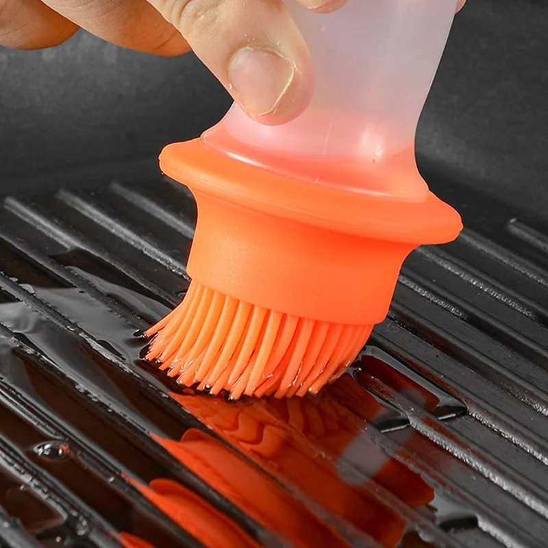 Portable Oil Sauce Spice Bottle Oil Dispenser With Silicone Brush For Cooking Baking BBQ Seasoning Kitchen Food Grade Can