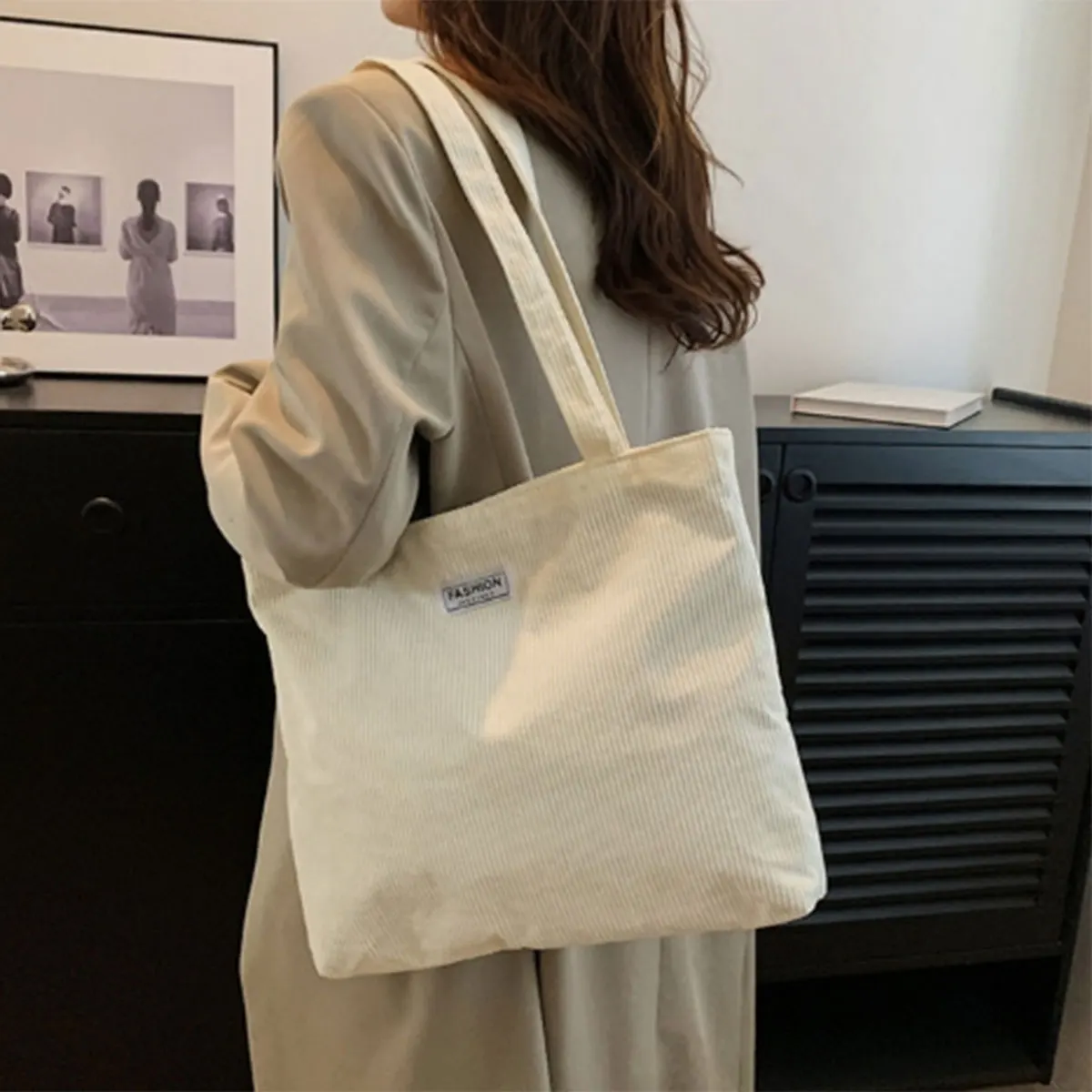 Beliebte Modische Koreanische Cord-Handtasche in Unifarbe, Ausländischer Stil, Einzel-Schulter-Unterarmtasche, Tragetasche für Damen, Einzelstück