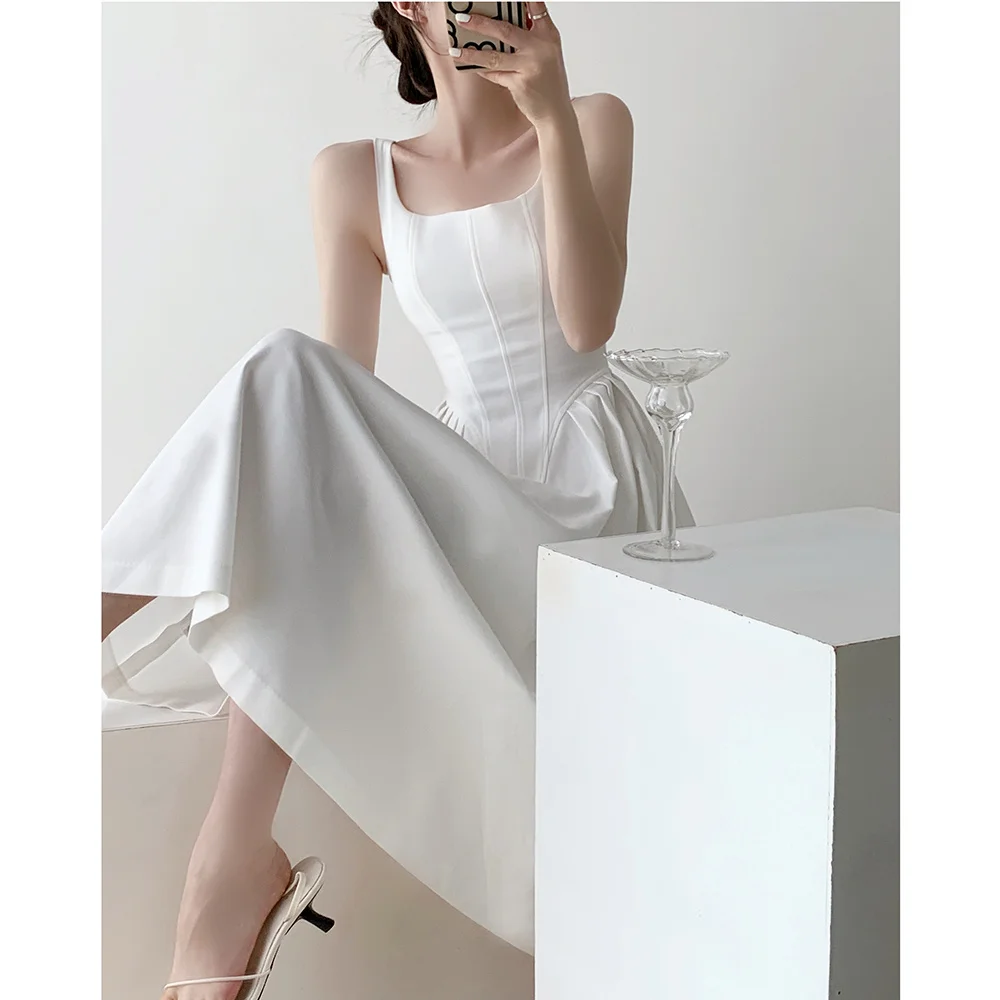 

Hepburn style white waistband large hem suspender dress 2023 summer new French dress certificate white dress