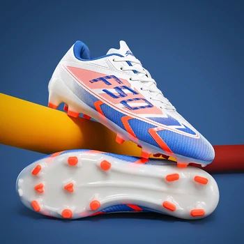 Low‑Cut Football Cleats 1