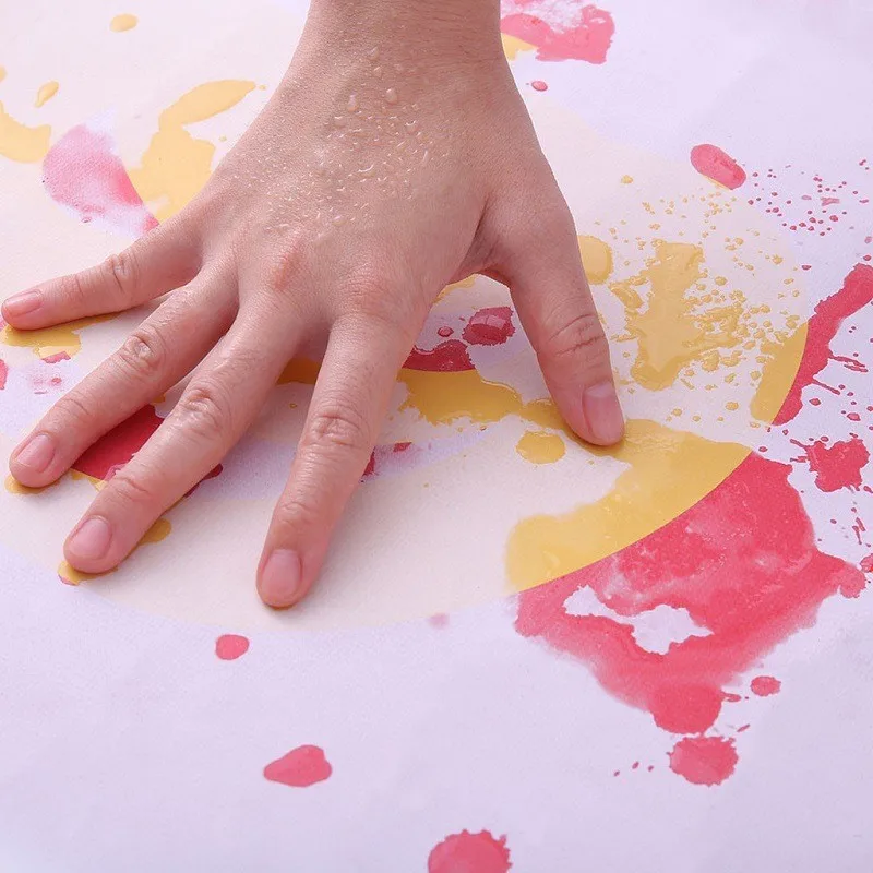 Halloween Bath Color-Changing Bloody Floor Mat Turn Red in Water Horrible Prank Bloody Footprints Scary Bathroom Products