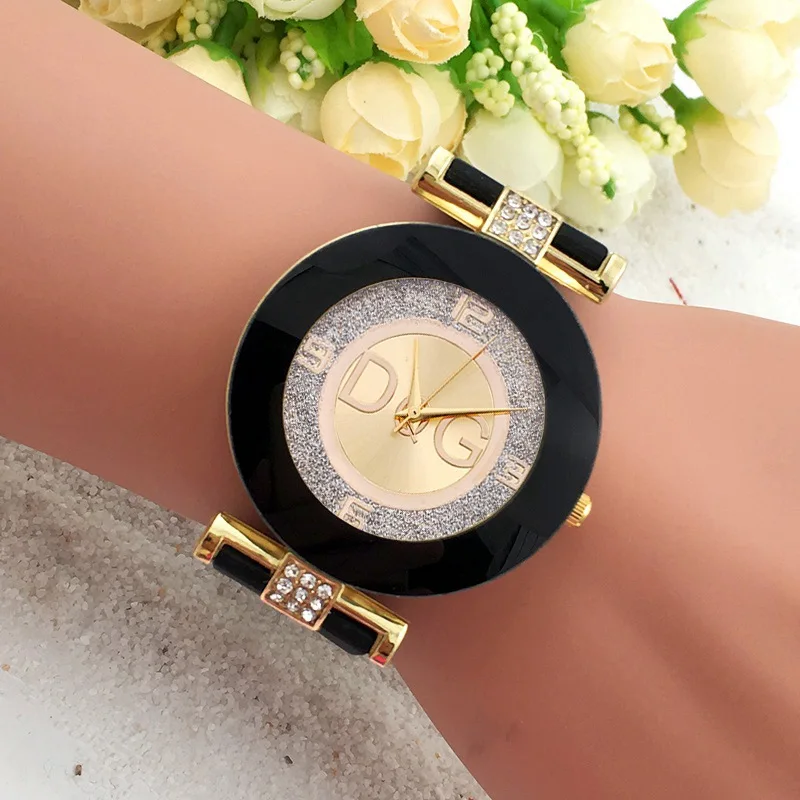 

DQG Luxurious Brand Simple Design Ladies Quartz Watches Black And White Silicone Strap Large Dial Creative Fashion Wrist watch