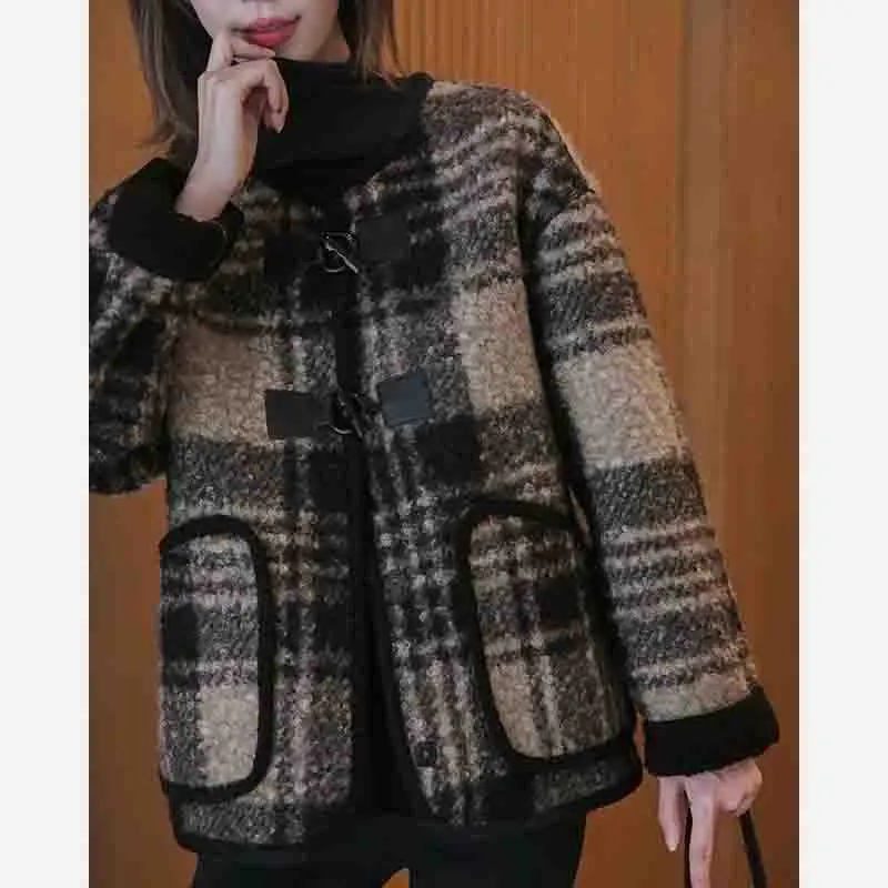 

2024 Female Spring Autumn New Cow Horn Fragrant Wind Woolen Tops Coat Women Korean Loose Fitting Round Neck Plaid Woolen Jacket