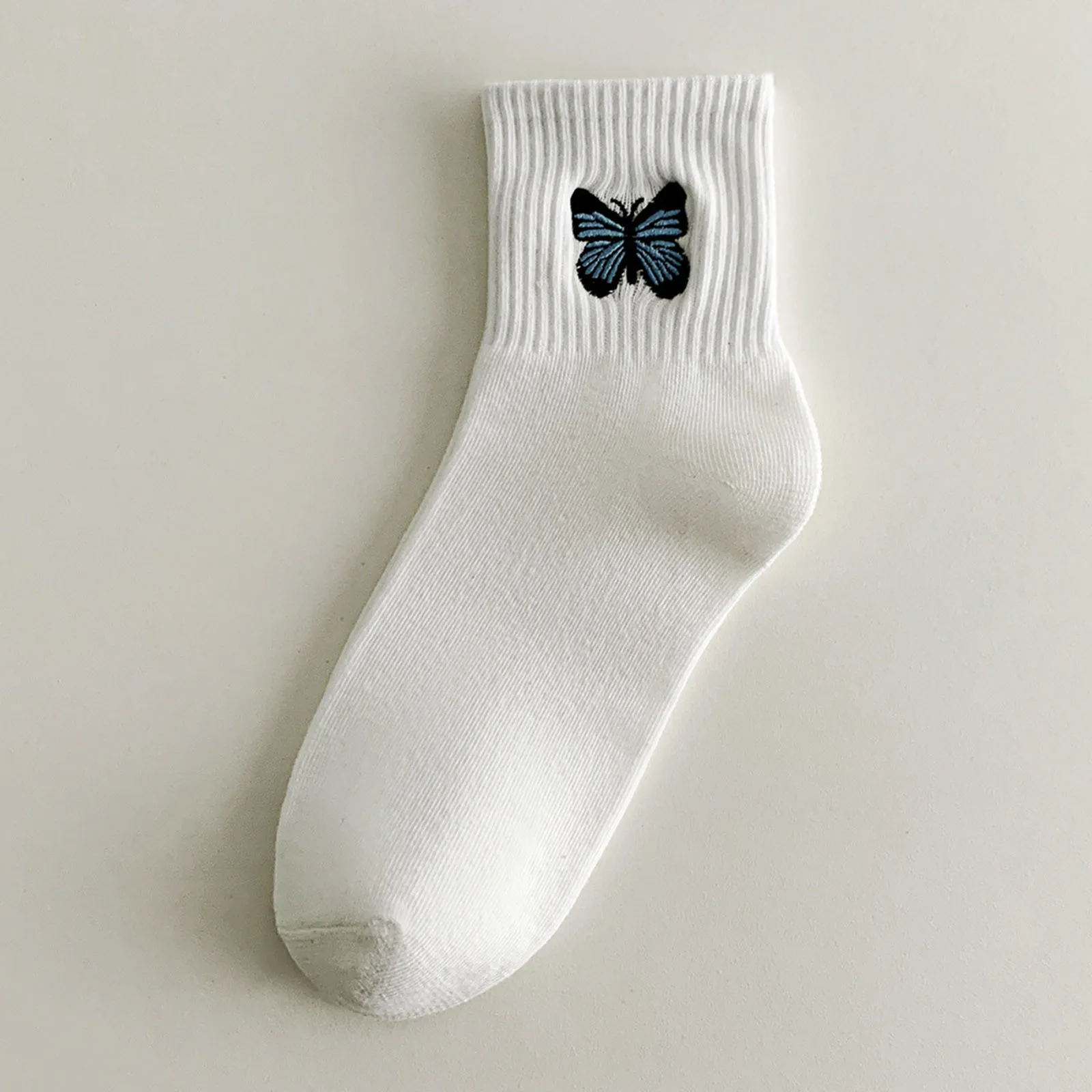 

Fashion Butterfly Embroidery Middle Tube Socks Breathable Pure Cotton Sock Spring Autumn Student Girls All Match Sports Sockings